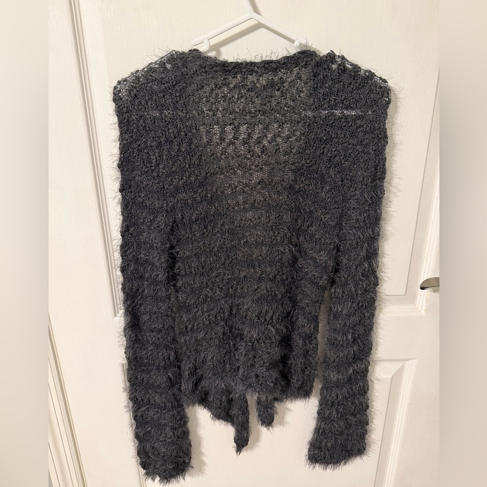 Urban Outfitters Fuzzy Tie-Front Cardigan – XS - Picture 3 of 6